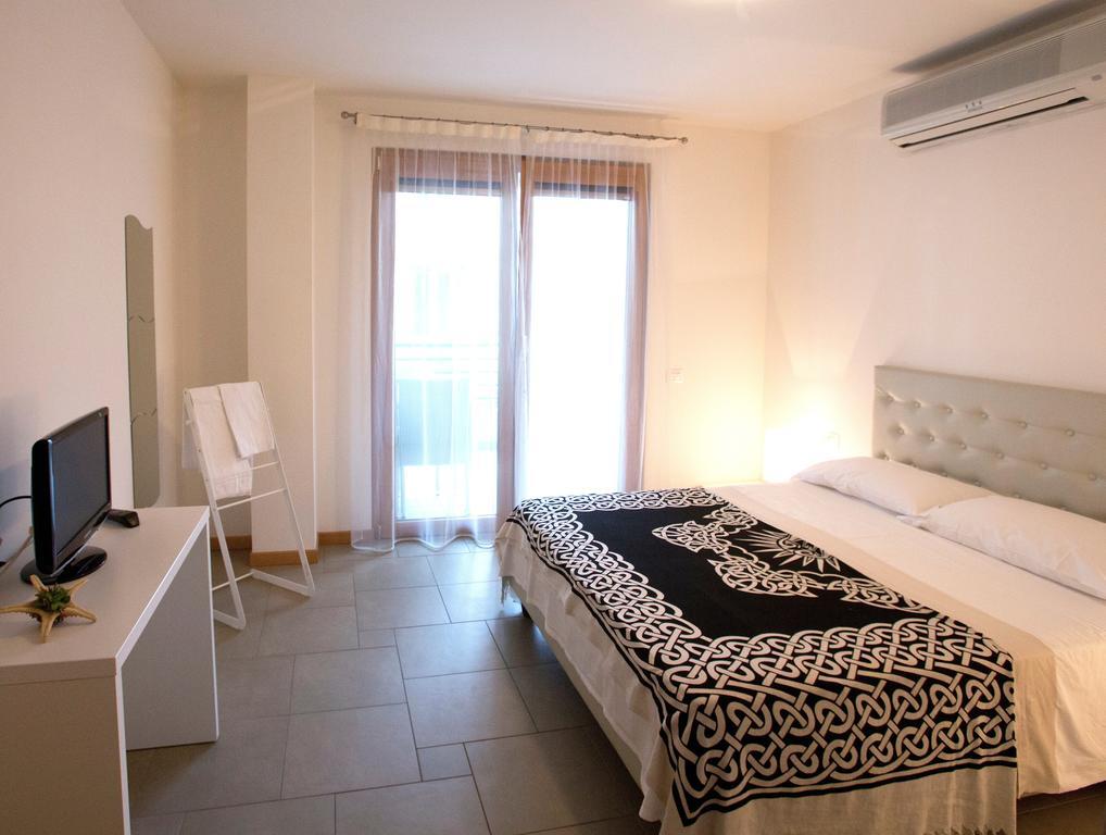 Lacroma Aparthotel 그라도 객실 사진